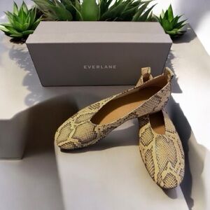 Everlane Women's The Day Glove Beige Snake Pattern Flats
